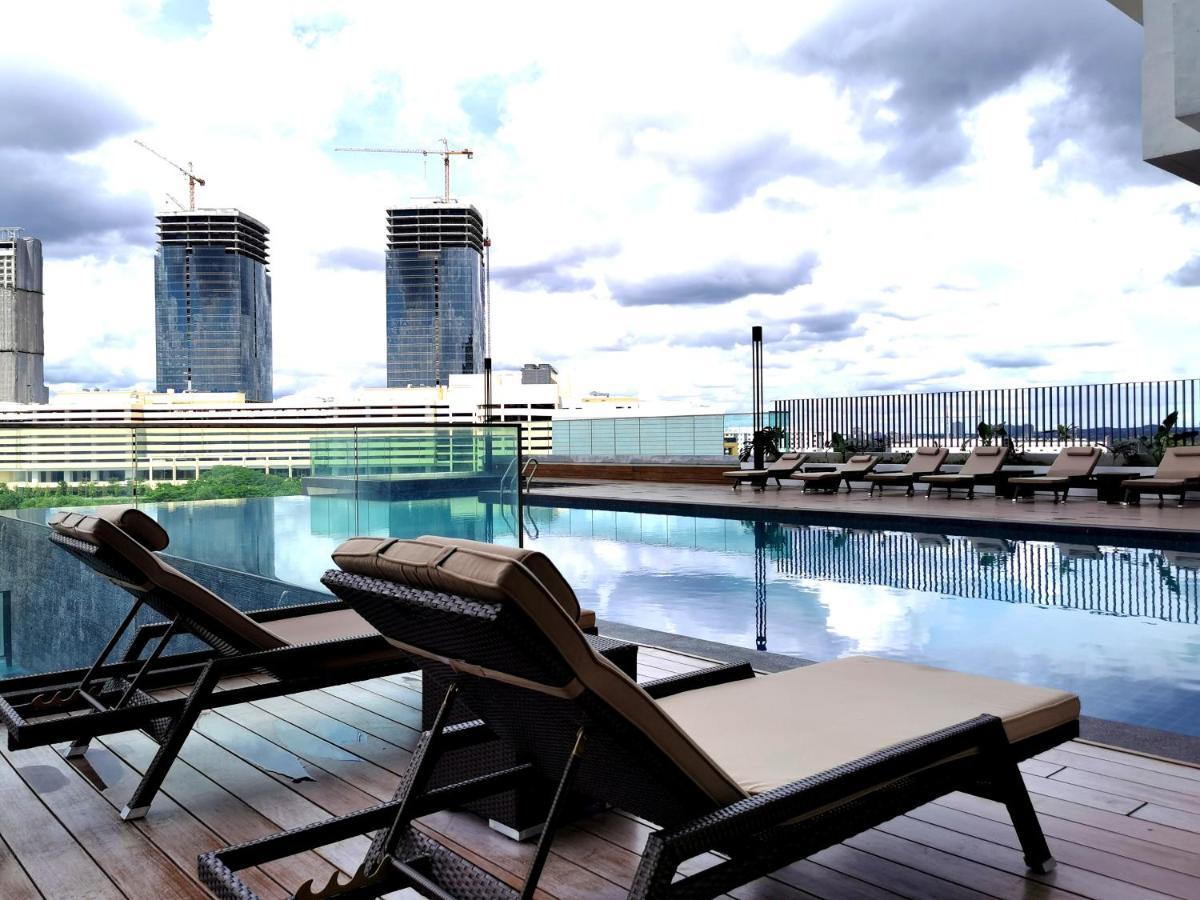 Mosaic Southkey Midvalley By Elegant Johor Bahru Esterno foto